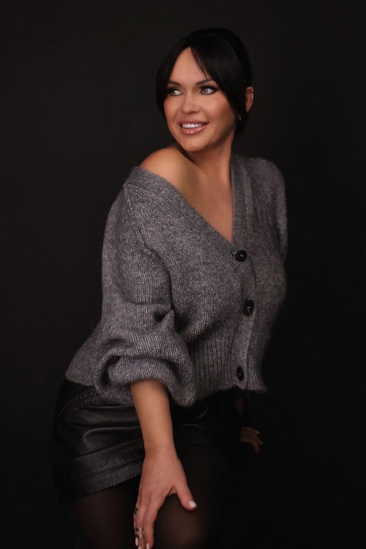 Katharina, 47 Y. ID8561