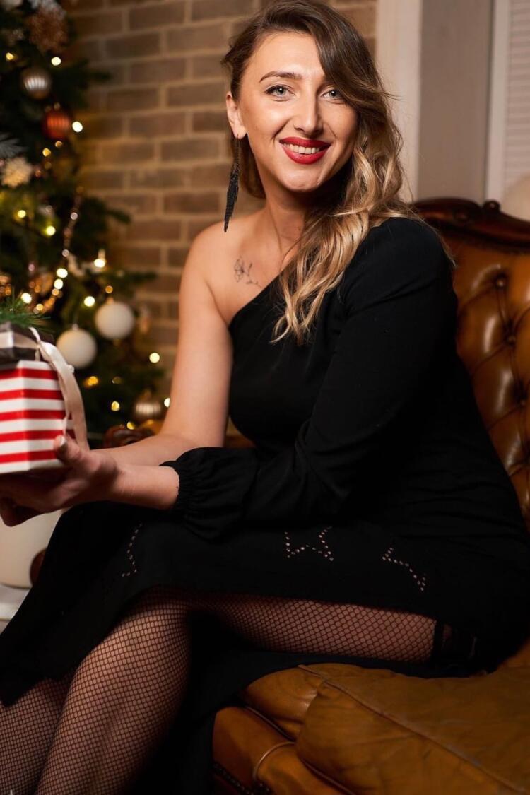 Olena, 40 Y. ID210369