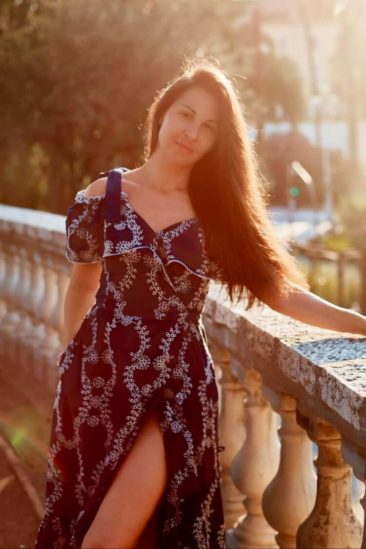 Elena, 39 Y. ID797896