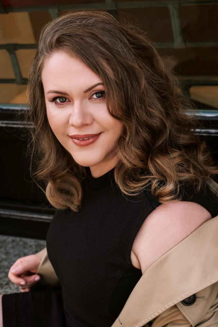 Elena, 33 Y. ID541009